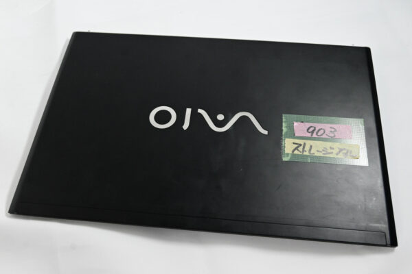 【J903】VAIO Pro PB VJPB11C11N Intel Core i5(第6世代) SSDなし RAM不明 ACアダプターなし 起動確認なし ジャンク品(現状販売) - 画像 (4)